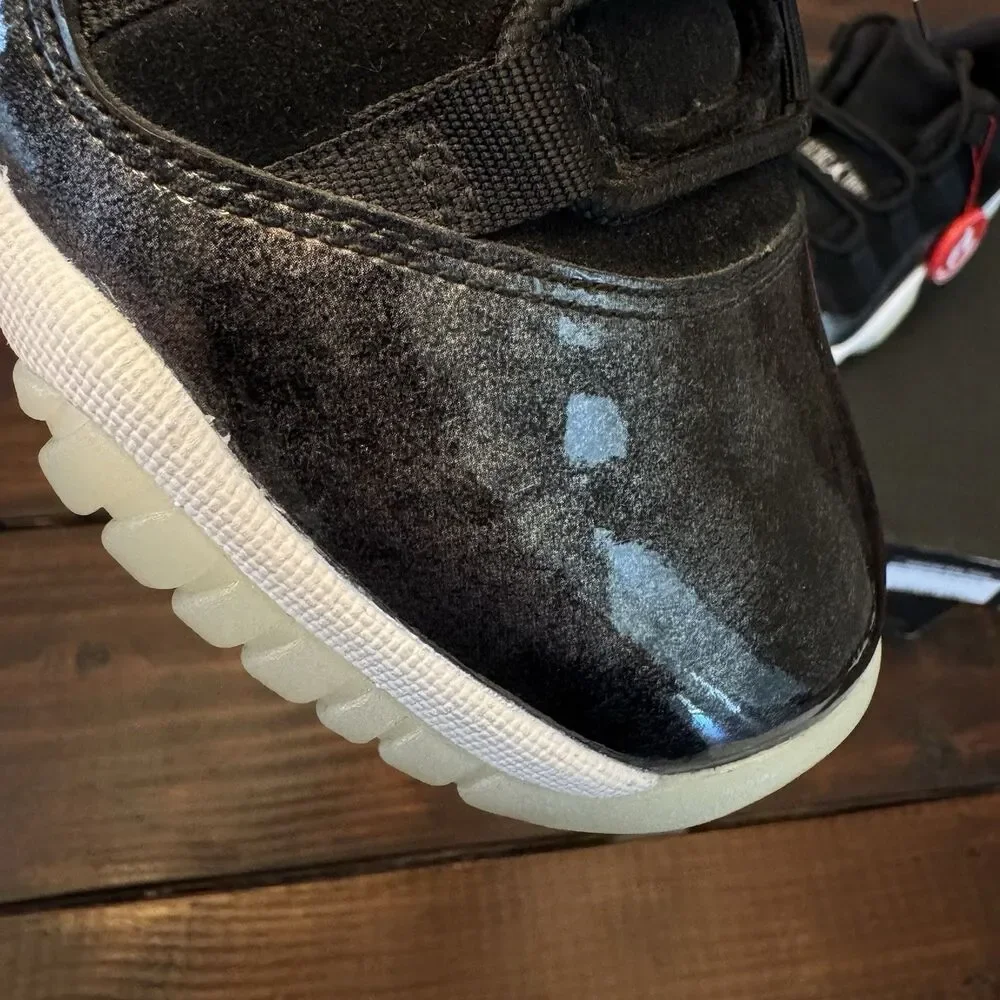 Air Jordan 11 Retro Low Barons (GS) Shoes